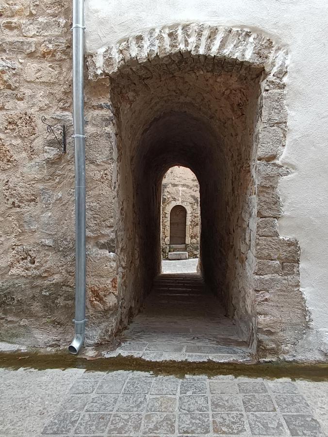 La Maison De La Traverse Saint-Guilhem-le-Desert Ngoại thất bức ảnh
